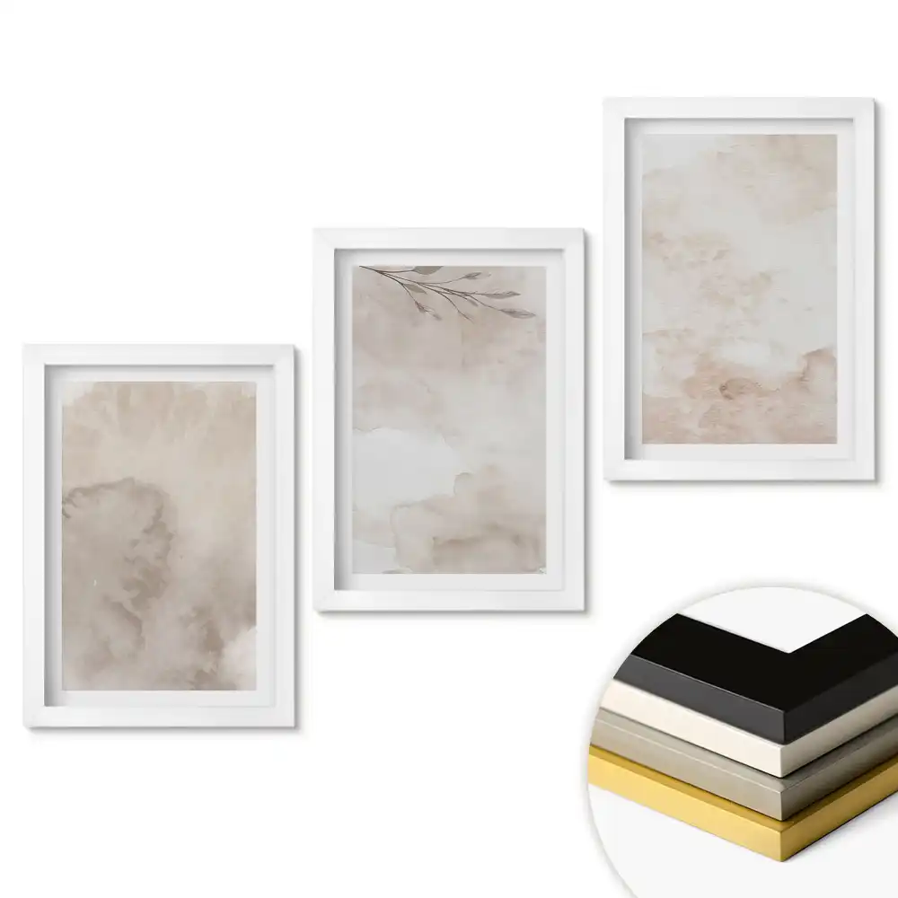 Triptych Abstraktní krajiny v tlumených barvách v rámu