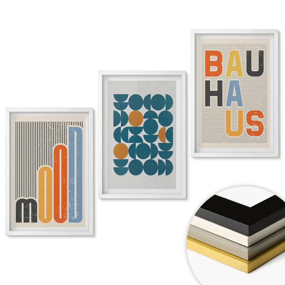Triptych v rámu s moderní grafikou ve stylu Bauhaus