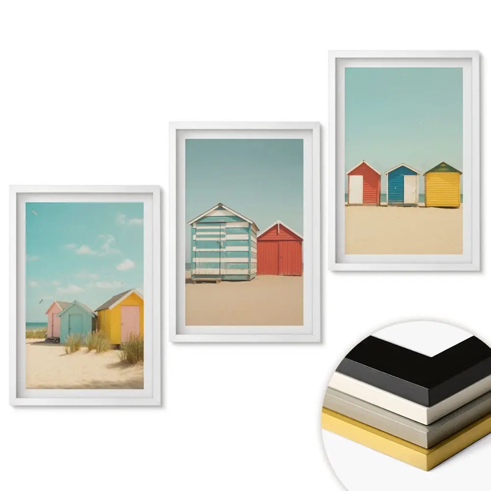 Triptych v rámu Barevné plážové domy na slunci